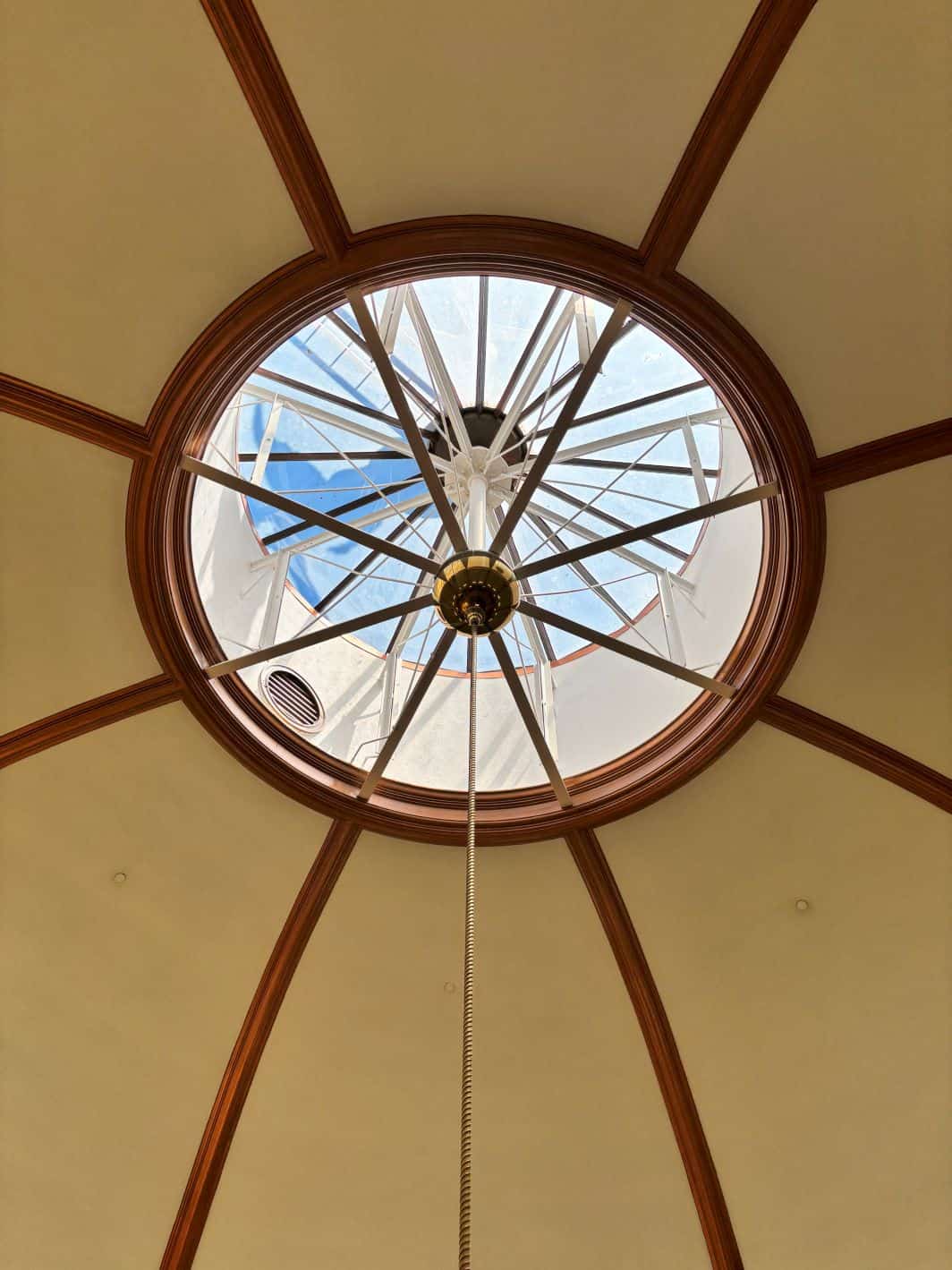Looking up at the dome. 