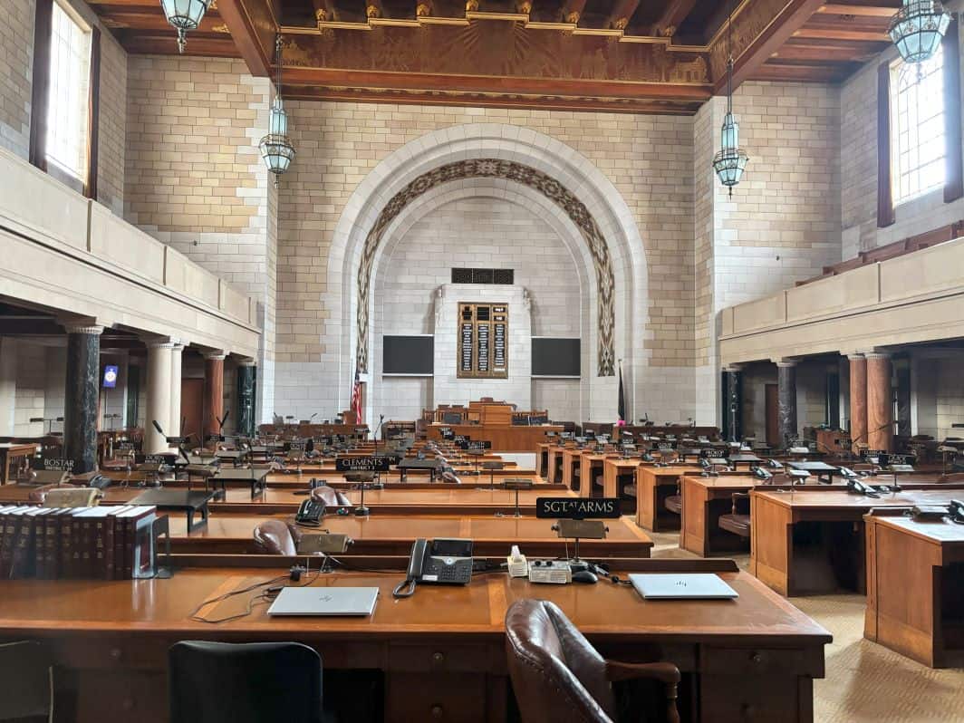 The Unicameral Chamber
