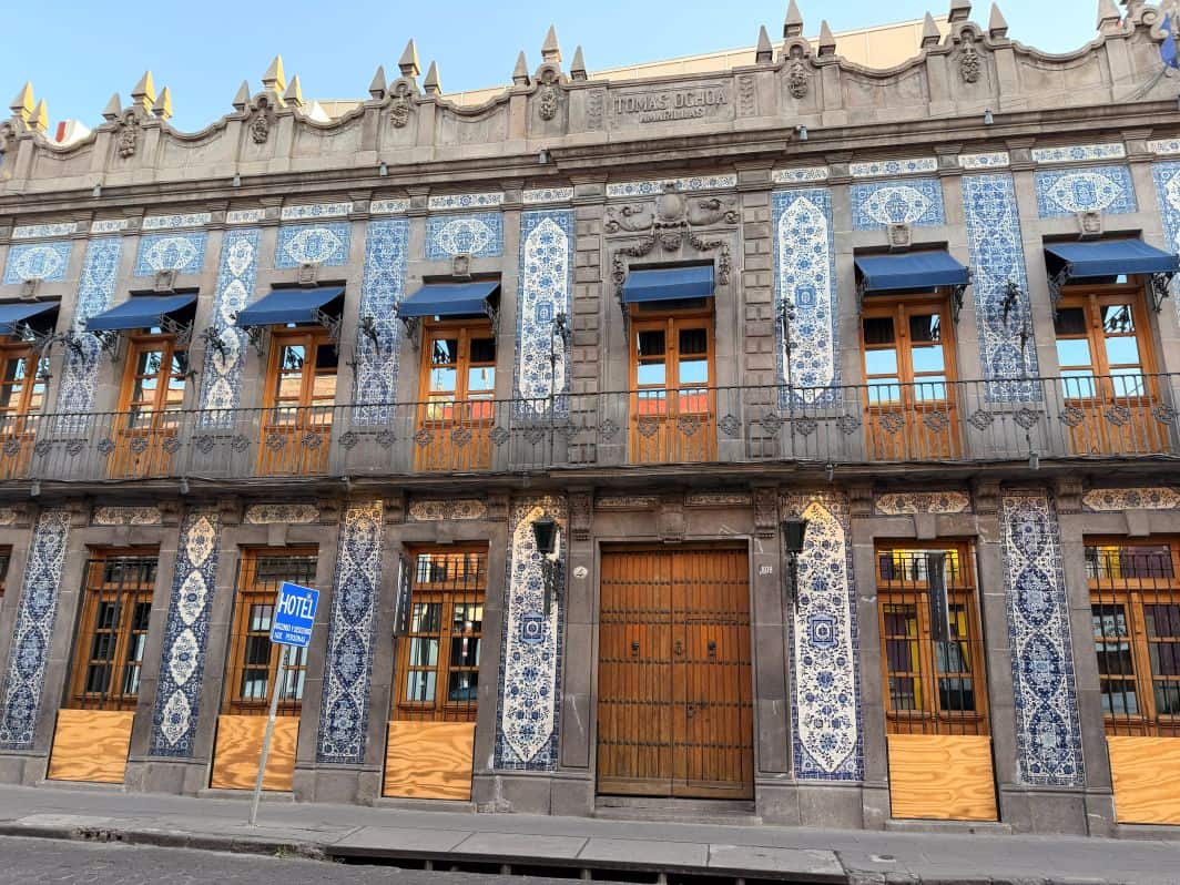 Talavera building
