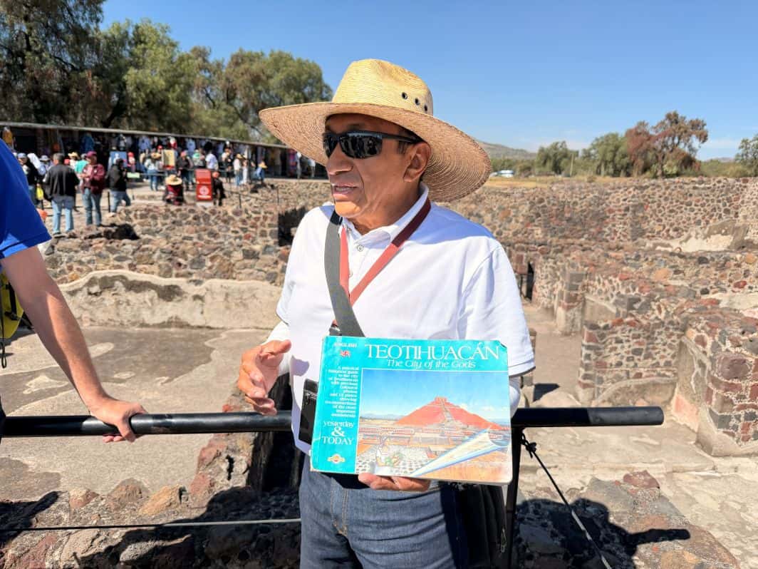 The tour guide who described the history