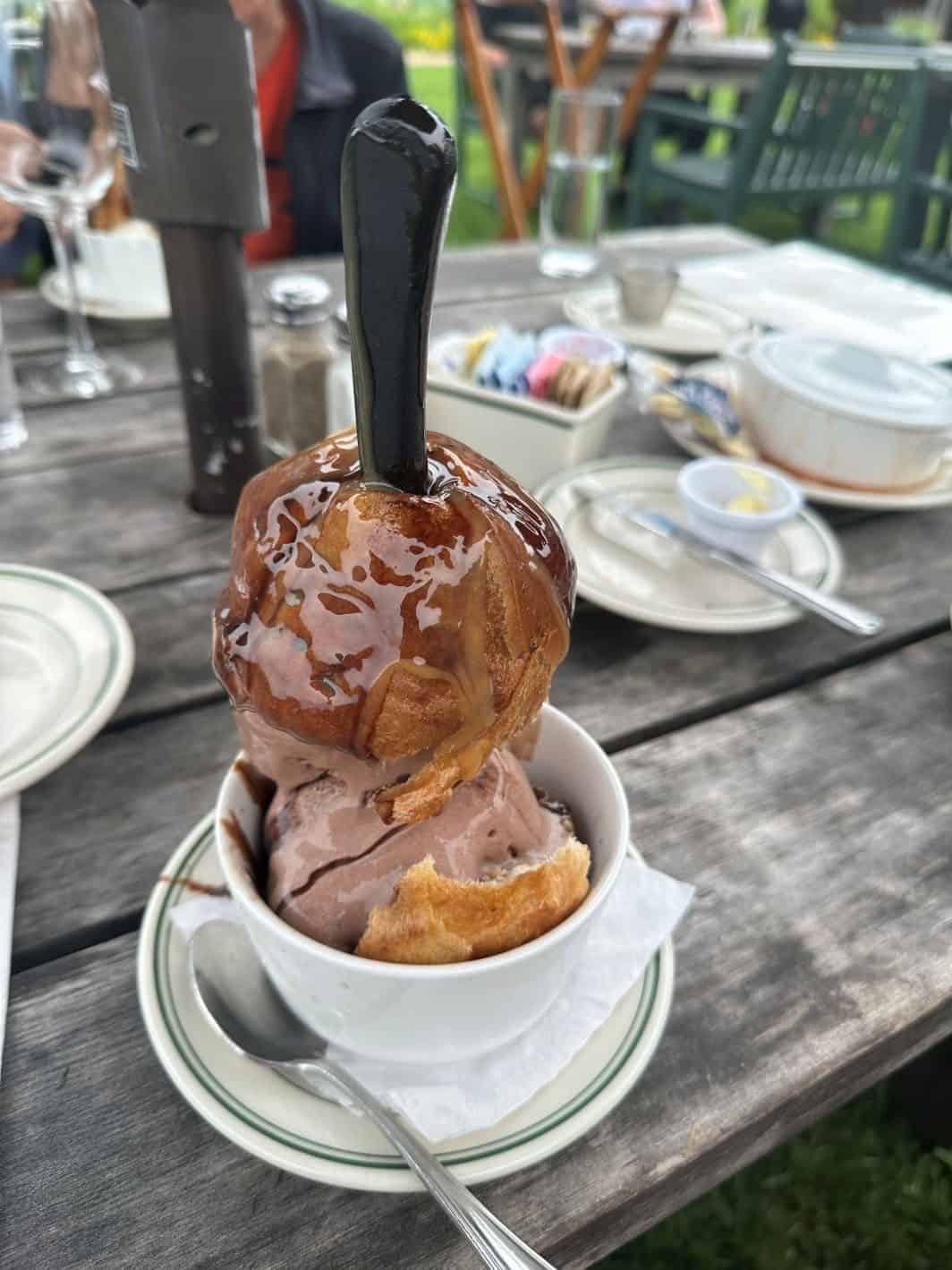 Popover with ice cream