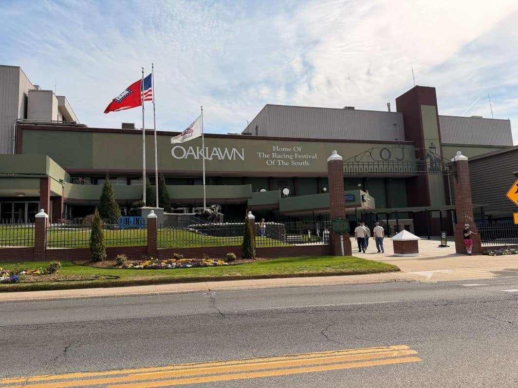 Oaklawn Horse Racing